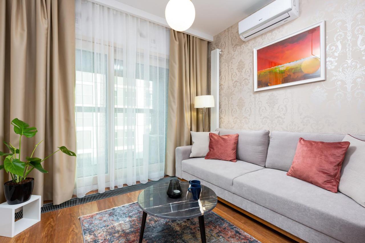 Royal City Center Mennica Residence By Noclegi Renters Warsaw Ngoại thất bức ảnh