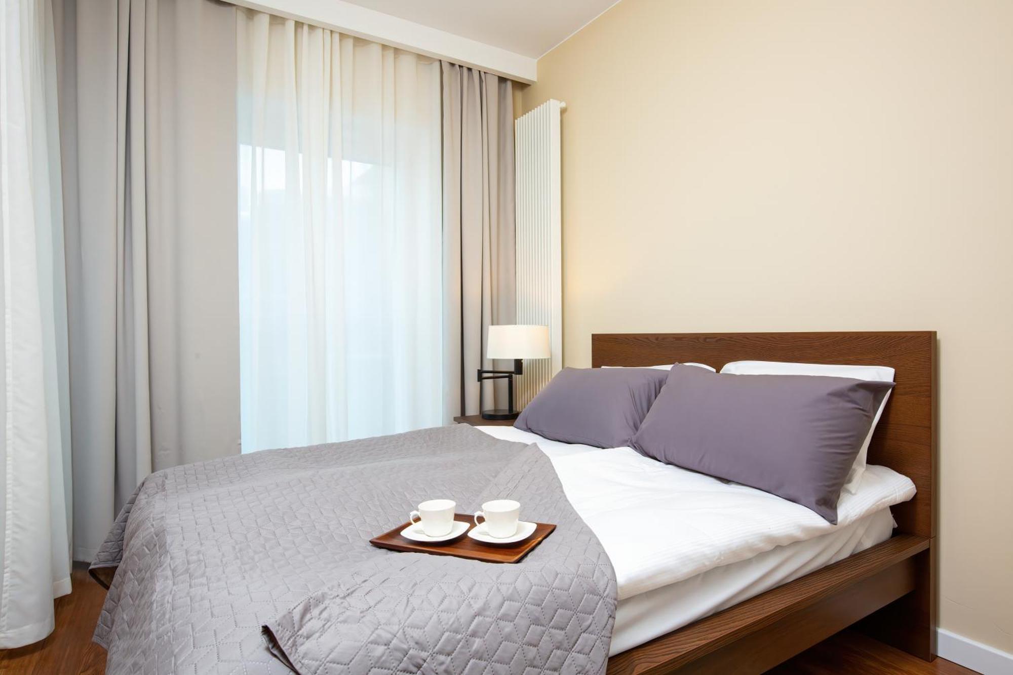 Royal City Center Mennica Residence By Noclegi Renters Warsaw Ngoại thất bức ảnh